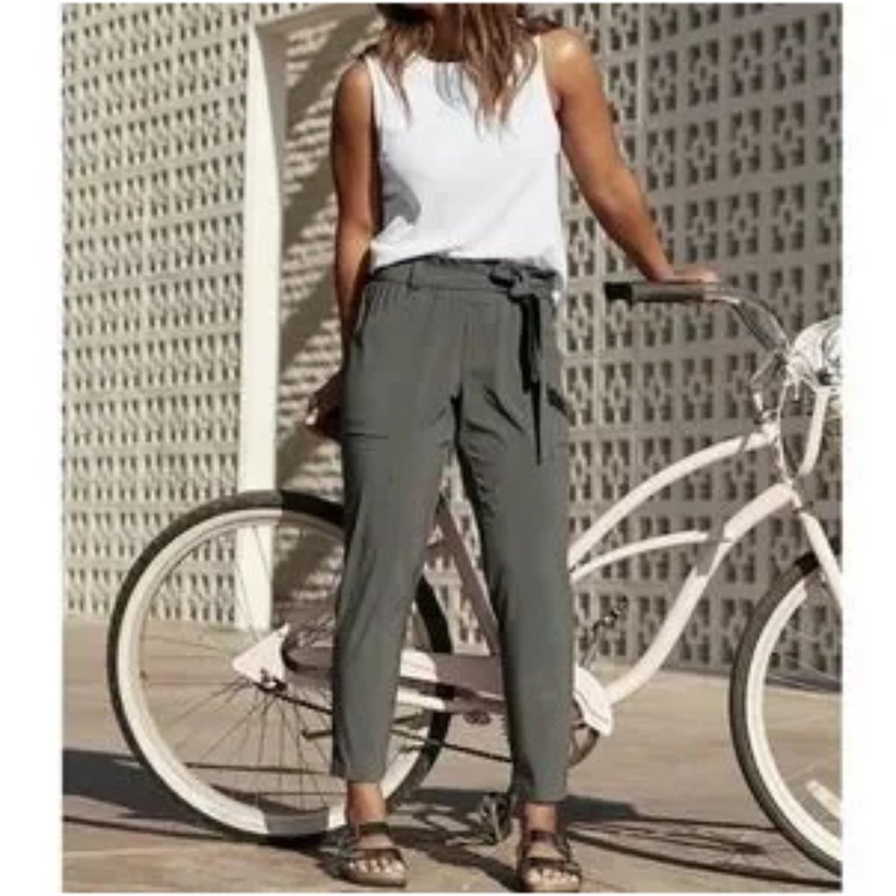 Athleta Featherweight Stretch Skyline Paper Bag Pants Arbor Olive Green NWOT